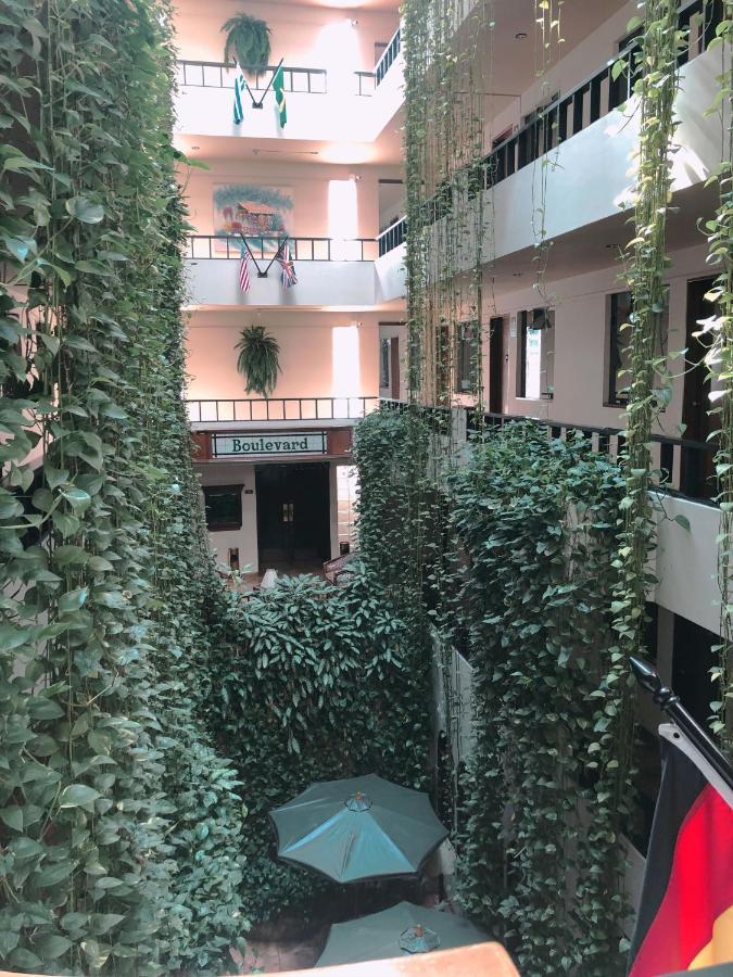 Hotel Boulevard