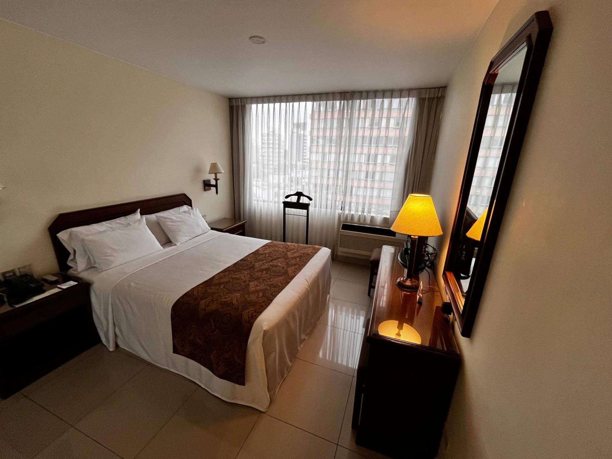 Hotel Boulevard Lima